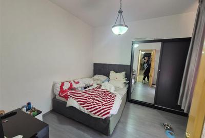 Casă cu 6 camere cu Canalizare în Central - 4