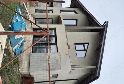 Casă cu 5 camere în Agigea - 2