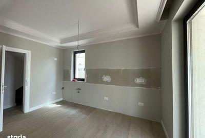 Casă cu 5 camere cu Teren 288 Mp în Central - 14