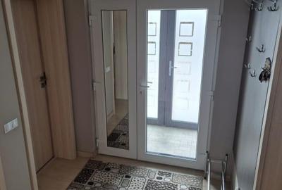 Vând casa tip duplex Floresti - 2