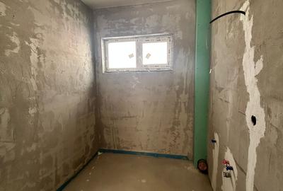 Duplex cu 4 camere cu Canalizare în Florești - 6