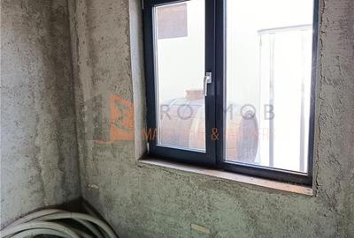 Casă cu 4 camere decomandat cu Teren 995 Mp în Mărăcineni - 6