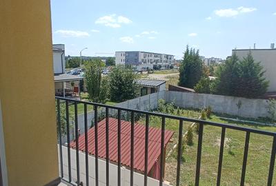 Particular -Vila duplex 4 camere, 100mpu, Luminoasă, Intima - 12