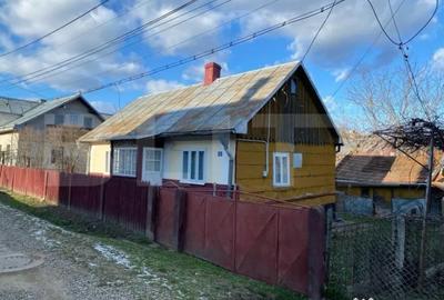 Casă cu 3 camere cu Teren 1048 Mp în Central - 8