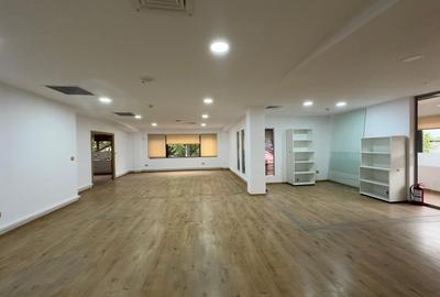 Spatii, vad, birouri, medical, hala, teren, de la 25mp la 500mp, zona ISU Copou - 16