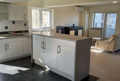 Apartament cu 3 camere în Central - 3