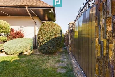 Casă pe Strada Oituz - 4