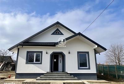 Casă cu 3 camere cu Teren 400 Mp în Voinești - 9