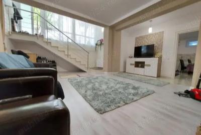 Apartament cu 3 camere decomandat în Pajura - 2