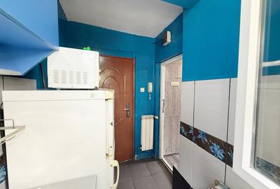 Garsoniera 21mp, izolata, etaj 3/4 -Comision 0%- Zona Buziasului- AEM - 7