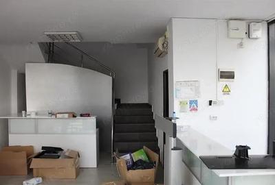 Spațiu comercial, de 350 mp, în Central - 1
