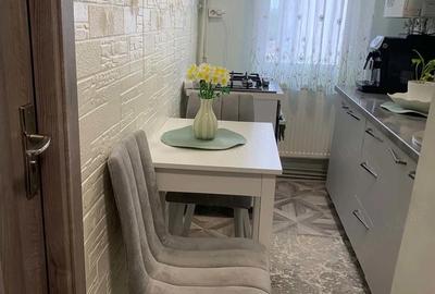 Apartament cu 2 camere semidecomandat în Central - 1