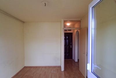 Apartament cu 3 camere semidecomandat în Giurgiului - 20