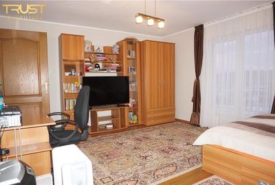 Casa P+M zona Subcetate curte si gradina  700 mp - 14