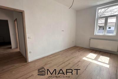 Apartament cu 3 camere decomandat în Terezian