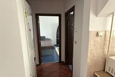 Apartament cu 2 camere decomandat în Calea București - 8