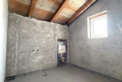 Duplex cu 5 camere cu Canalizare în Ghiroda - 11