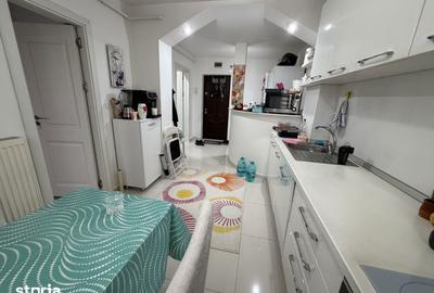 Apartament cu 3 camere decomandat în Central - 4