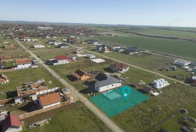 Teren de 50 mp, în Aluniș