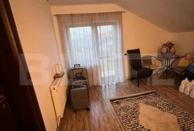 Casă cu 5 camere cu Teren 1000 Mp în Central