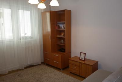 Apartament cu 3 camere semidecomandat în Dristor - 11