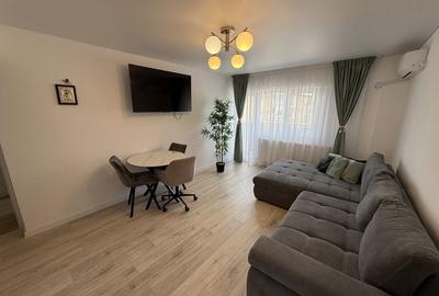 Apartament cu 2 camere decomandat în Titan