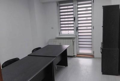 Spațiu comercial, de 75 mp, în Centrul Civic