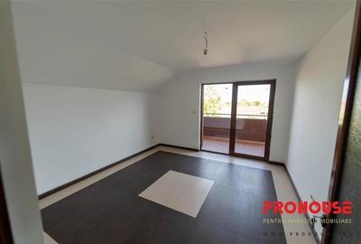 Vila de tip duplex - P+M - Margineni - 12