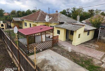 Casă cu 4 camere cu Teren 800 Mp în Cobadin - 6