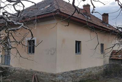 Casă cu 4 camere în Capu Coastei - 5