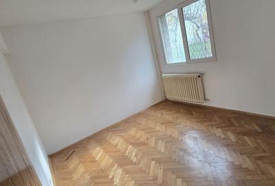 Vanzare 3 camere Titan, bloc H, 2 bai, IOR, galerii Titan, Scoala 195, metrou - 2