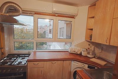 Inchiriez apartament duplex, 4 camere, in Constanta zona Gara, pe termen lung, cu centrala gaz si AC - 4