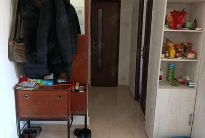 Apartament cu 3 camere semidecomandat în Militari - 2