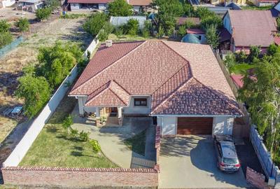 De Vanzare | Vila Lux | Teren 1000 mp | 226mp utili | 3 B... - 1