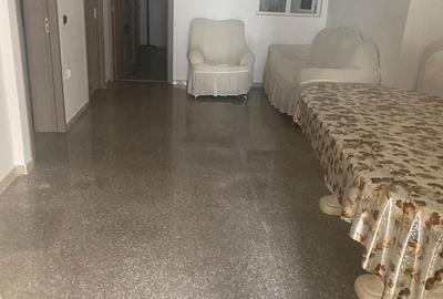 Casă cu 5 camere cu Teren 200 Mp în Titan - 2