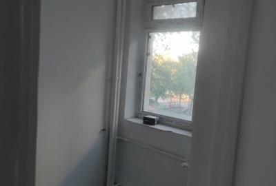 Garsonieră semidecomandată în Costin Georgian - 3