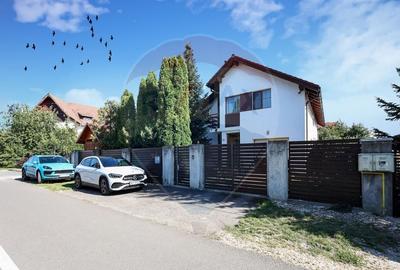 Casa superba -  teren 800mp - 2