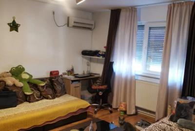 Apartament cu 2 camere semidecomandat în Rovine - 3