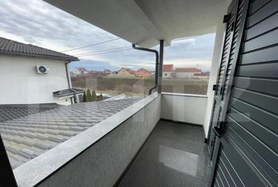 Casă cu 4 camere cu Teren 300 Mp în Mărtinești - 8