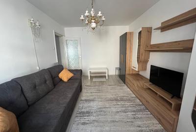 Apartament cu 3 camere decomandat, mobilat în Astra