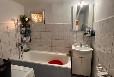 Casa cu 2 camere in curte comuna, zona Garii, 135000 Eur - 9