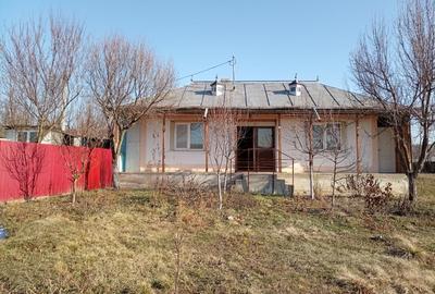 Casă cu 2 camere cu Canalizare în Socrujeni - 3