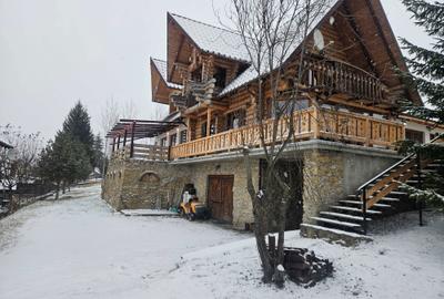 Casă cu 4 camere în Central - 4