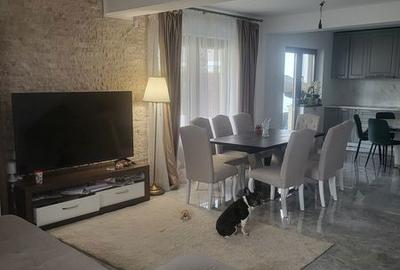 Casă cu 4 camere cu Teren 210 Mp în Central - 3