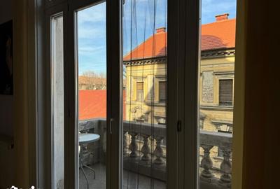 Apartament cu 3 camere semidecomandat în Ultracentral