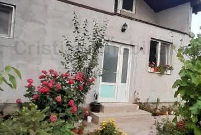 Casă cu 3 camere cu Canalizare în Lacu Dulce - 1