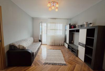 Apartament cu 3 camere semidecomandat, mobilat în Astra - 1