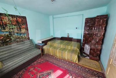 Casă cu 4 camere cu Teren 3800 Mp în Măgina - 9