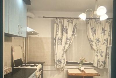 Garsonieră în Decebal - 2