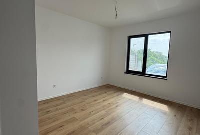 Individuala - 4 Camere - Incalzire in Pardoseala - - 4